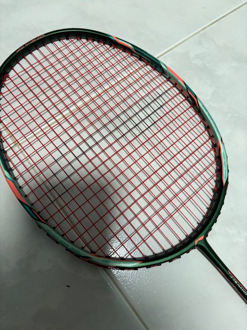 Lining tectonic 3, Sports Equipment, Sports & Games, Racket & Ball ...