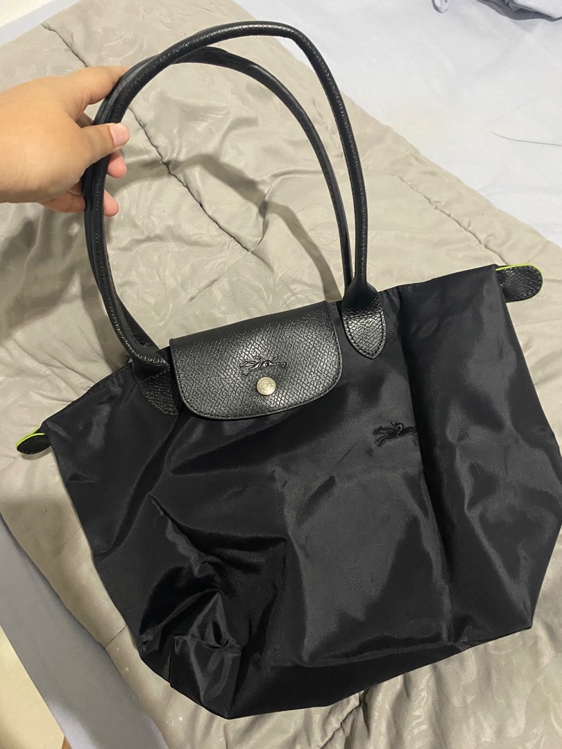 Longchamp Ukuran M Fesyen Wanita Tas Dompet di Carousell
