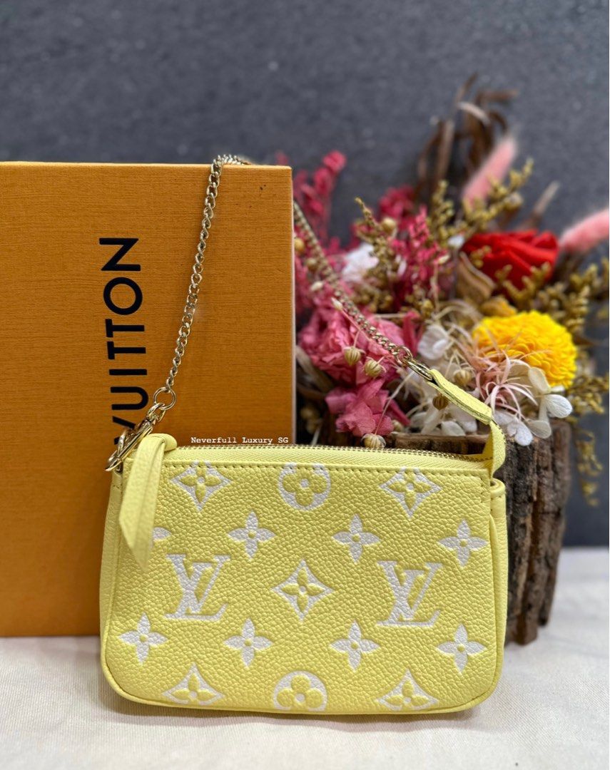 Louis vuitton mini pochette online accessoires monogram