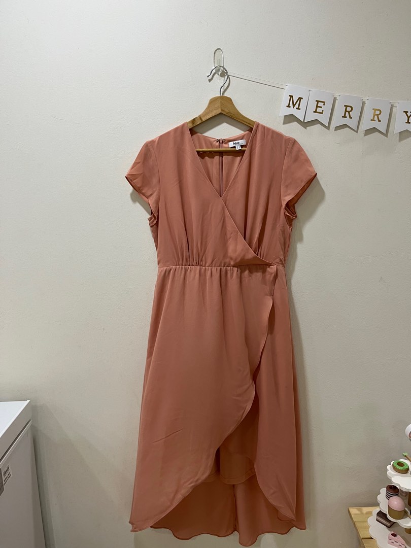Love bonito bridesmaid dress peach L, Women's Fashion, Dresses & Sets, Dresses on Carousell Love bonito bridesmaid dress peach L, Women's Fashion, Dresses & Sets, Dresses on Carousell
