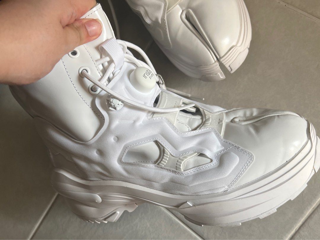Maison Margiela x Reebok Instapump Fury Lace up Leather Sneakers Tabi