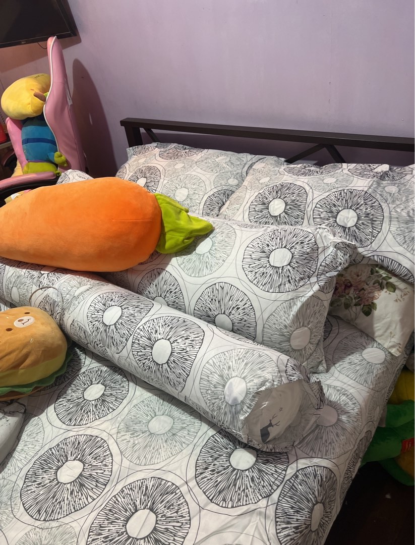 Mandaue Foam Double Size Mattress with Metal Fram, Furniture & Home