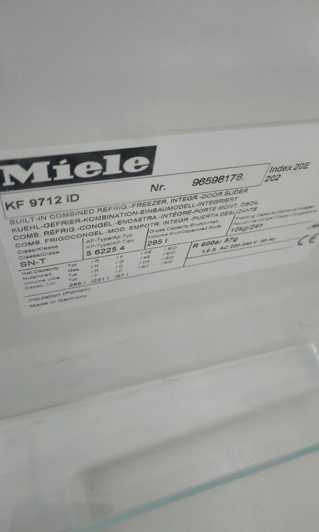 *Miele KF 9712 ID Fridge Freezer *KF9712ID refrigerator built in