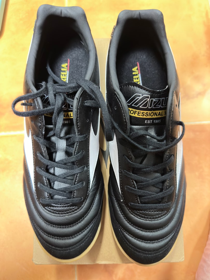 MIZUNO MORELIA IN Carousell
