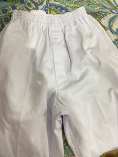 Montblanc Garterize white pants  Size 22-30 (M) Length 40 inches Ykk zipper  Brandnew  ₱190