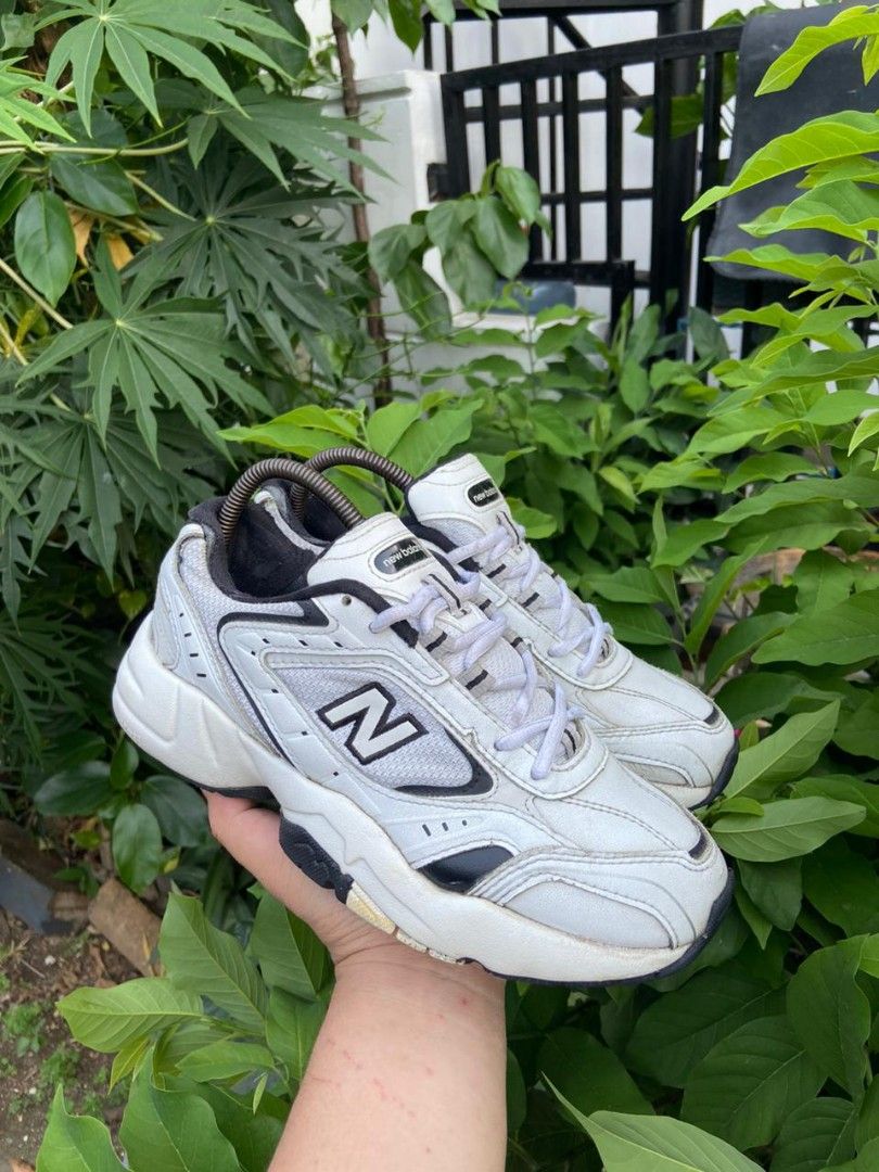 New Balance 452 size 38 39 insole 24 5 Fesyen Wanita Sepatu di