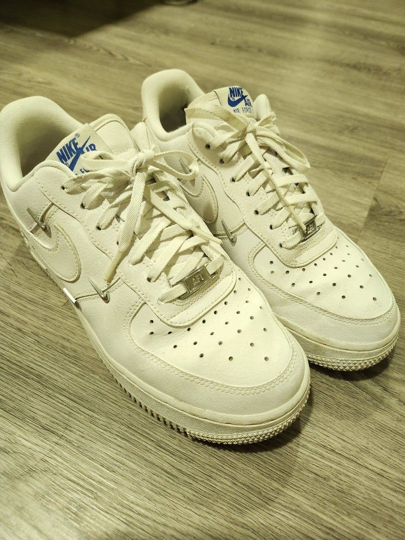 Nike air force hotsell 1 womens yellow swoosh