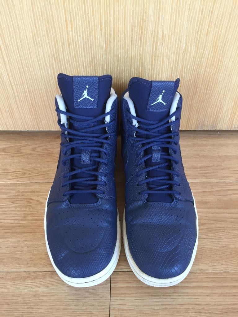 Jordan 1 retro nouveau navy snake hot sale