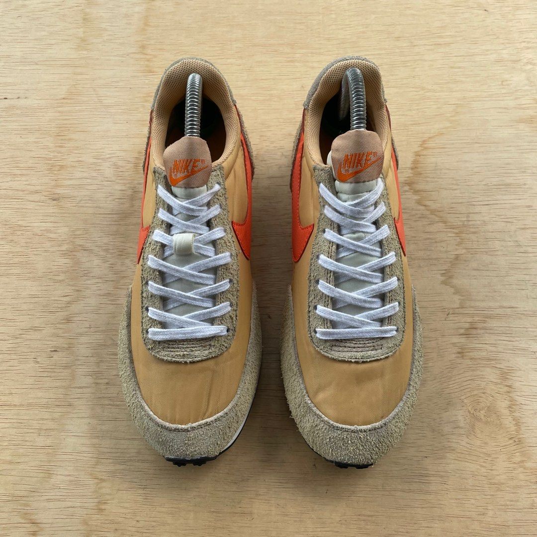 nike daybreak vegas gold & college orange