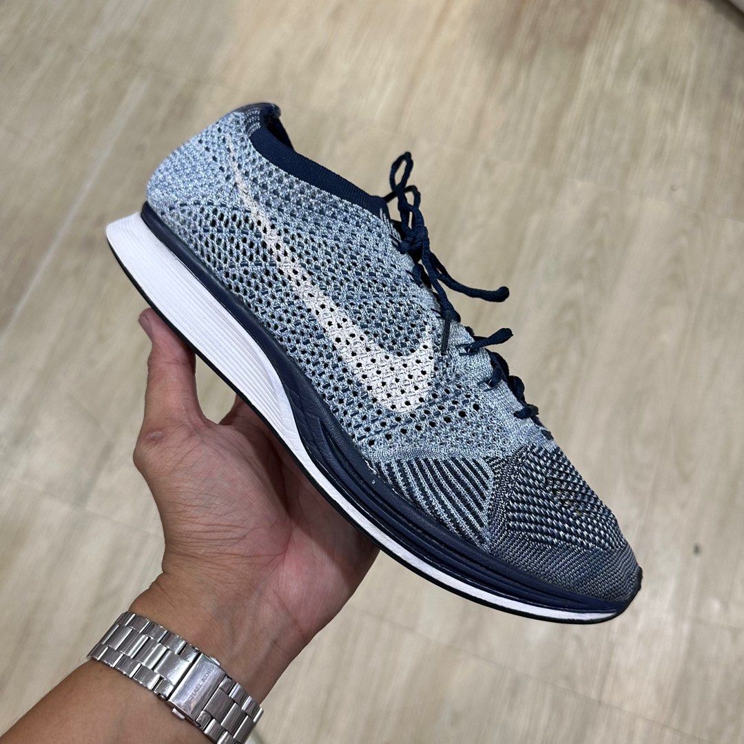 Flyknit racer blue tint hotsell