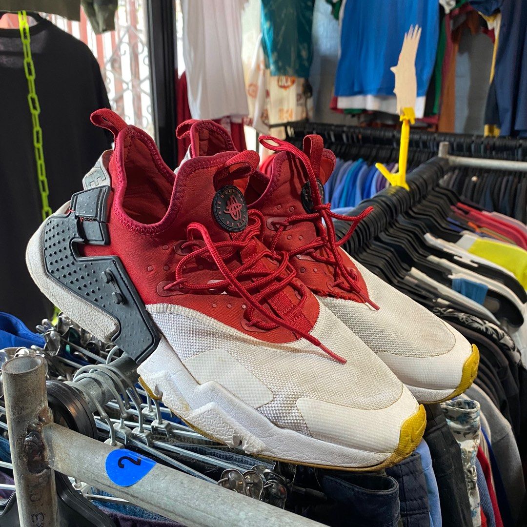 Nike air huarache shop men red