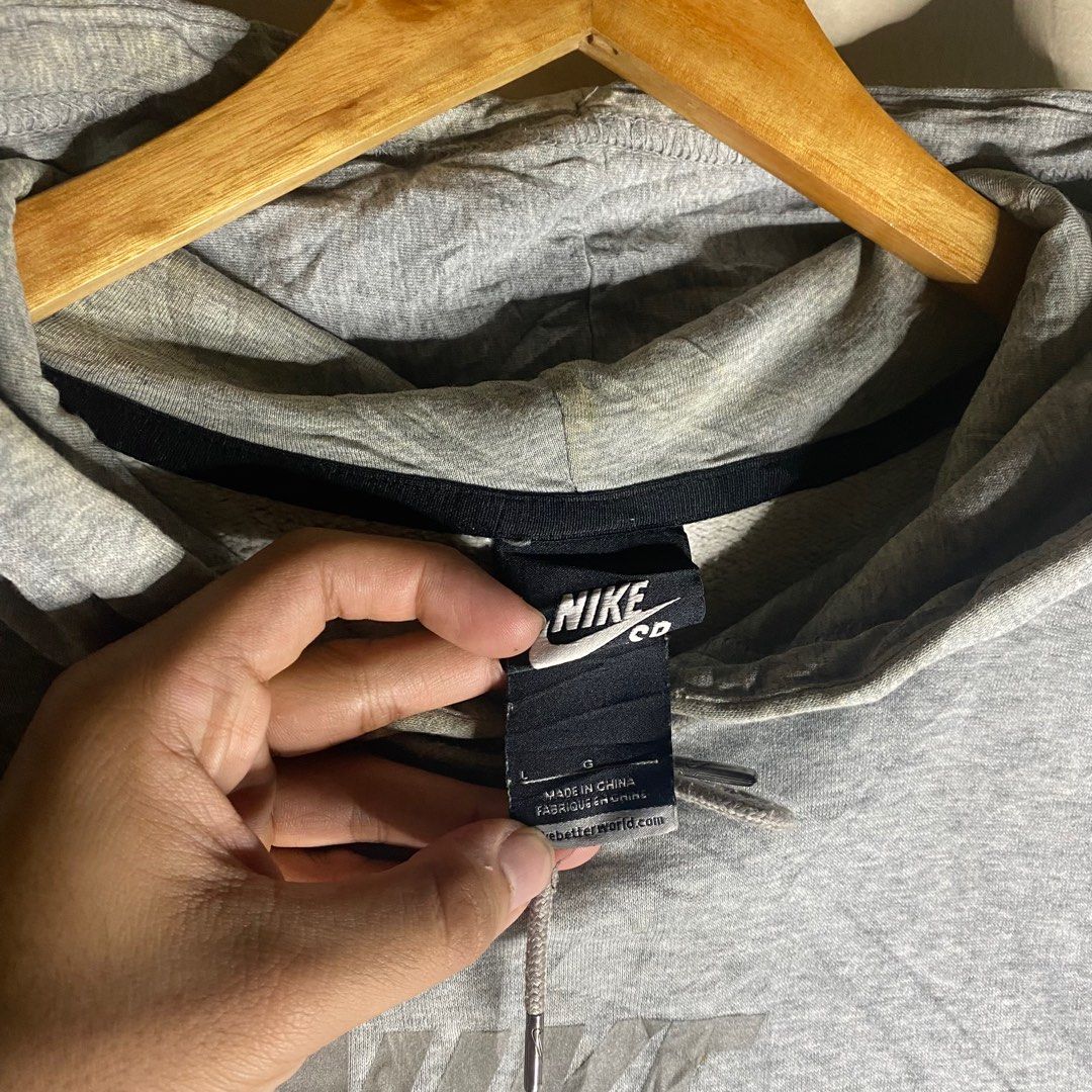 nike sb reflective hoodie