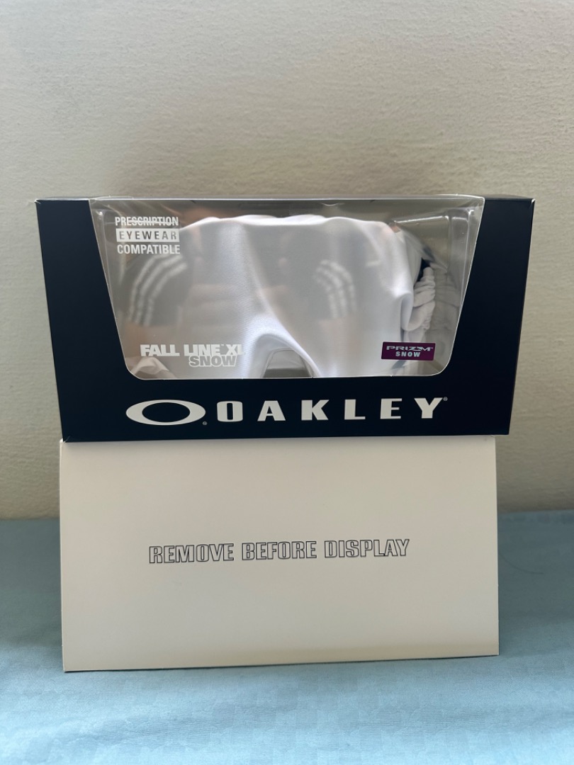 Oakley store prizm snowboard