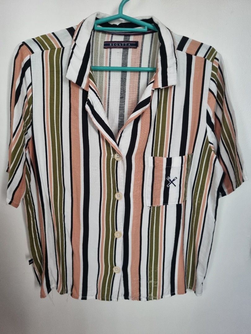 Original Regatta Boxy Stripe Shirt (Category: Shirts) located in Paranaque City. Submitted by declutter_alex (Listing ID 1271694576, Image 2). Description: Authentic Regatta Size XS Stripe Boxy Shirt Lalamove/Grab c/o buyer Bank transfer/gcash.