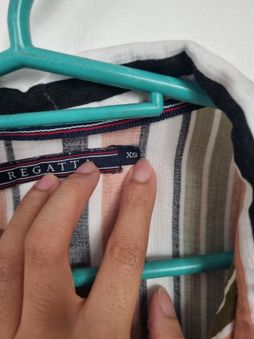 Original Regatta Boxy Stripe Shirt (Category: Shirts) located in Paranaque City. Submitted by declutter_alex (Listing ID 1271694576, Image 3). Description: Authentic Regatta Size XS Stripe Boxy Shirt Lalamove/Grab c/o buyer Bank transfer/gcash.