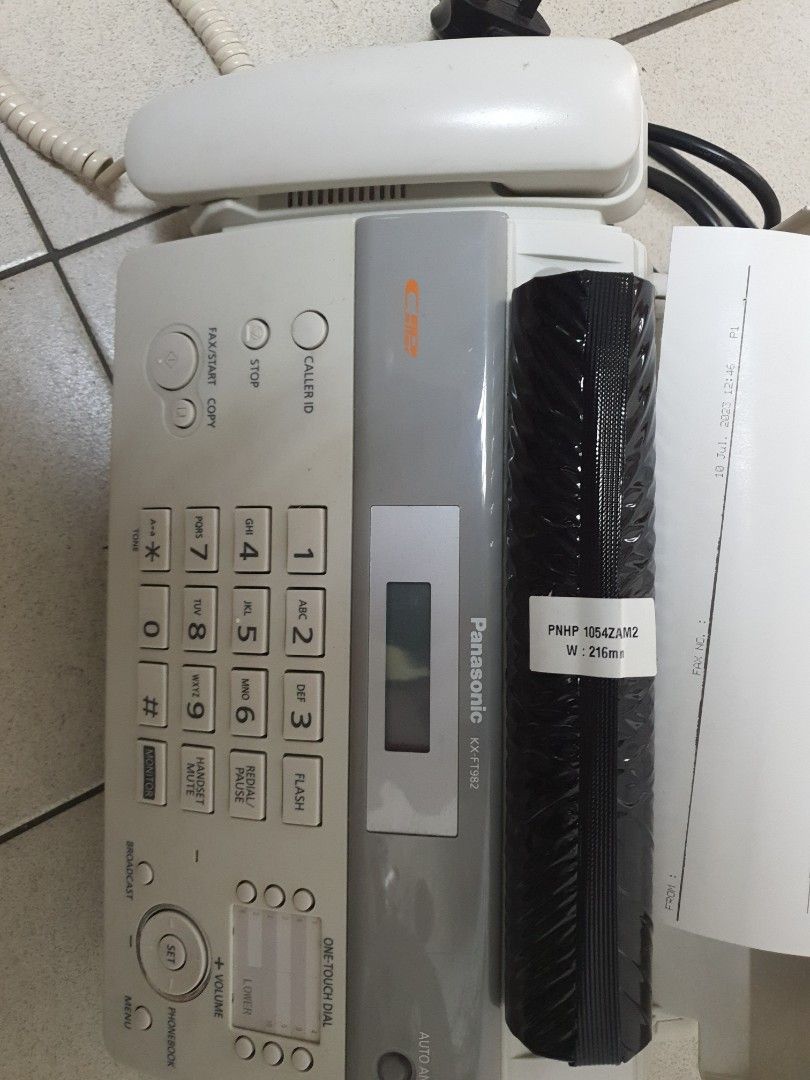 Panasonic KXFT982ML thermal paper fax machine, Computers & Tech