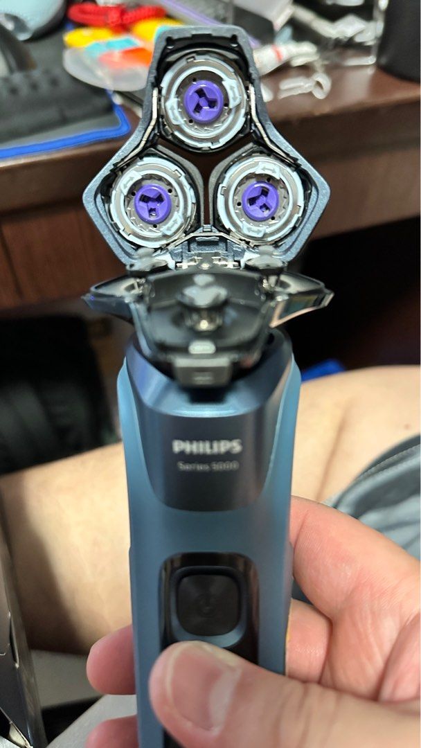 Philips shaver 5000 series, Beauty & Personal Care, Men's Grooming on ...