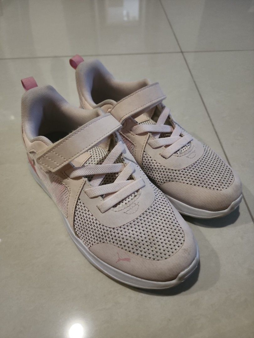 Newborn cheap puma shoes
