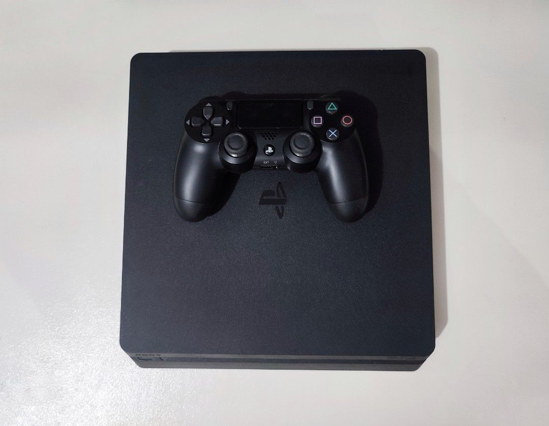 PS4 SLIM 1TB JAILBREAK LOADED WITH GAMES, Video Gaming, Video Game