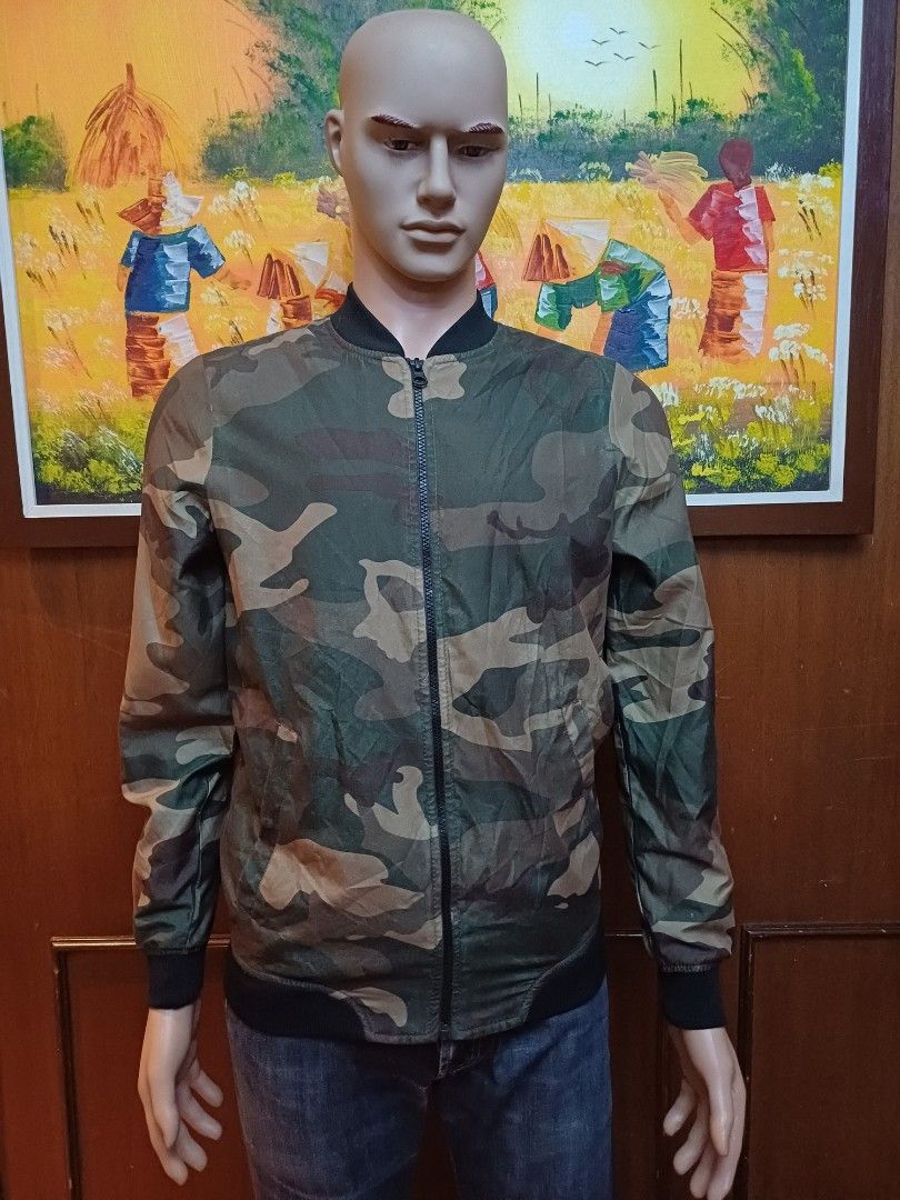 Pull and bear camouflage jacket online
