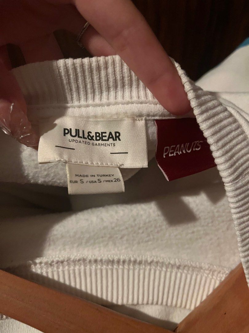 Pull and bear snoopy sweatshirt best sale