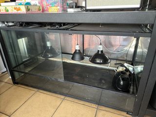 （分類：）位於 。 由 second22seller 提交（商品編號 1271702344，圖片 1）。簡介： 。