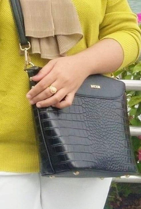 Rucini bag hotsell