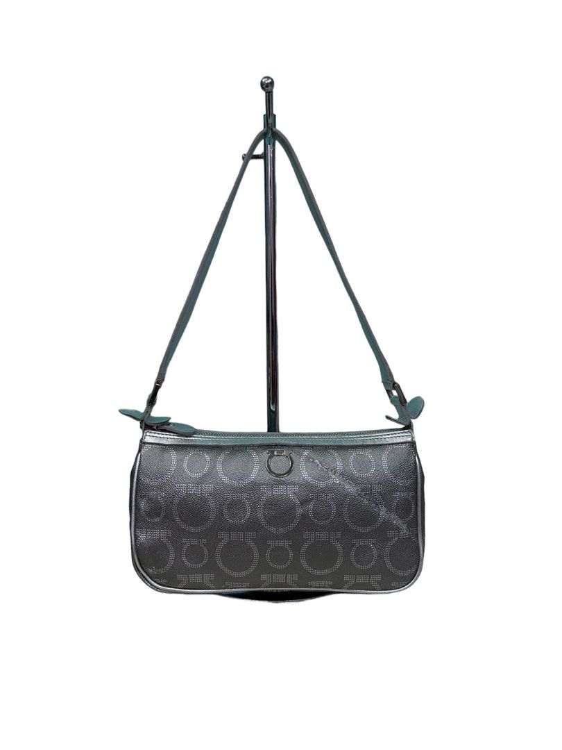 Salvatore ferragamo pochette bag