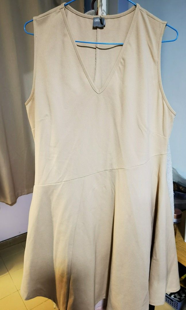 White semi formal on sale plus size dresses