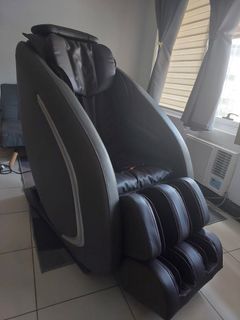 Sensei Pro Luxe Massage Chair