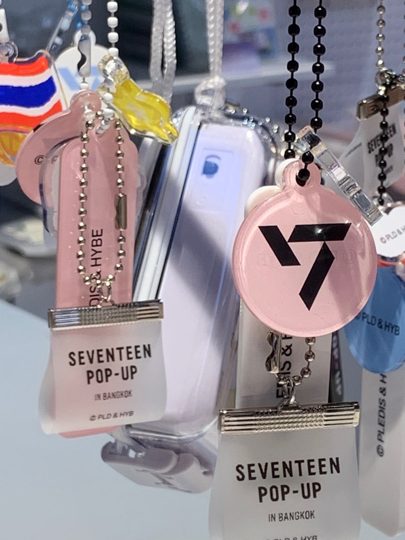 Seventeen曼谷演唱會週邊Pop-up Store產品代購DIY Keyring, 興趣