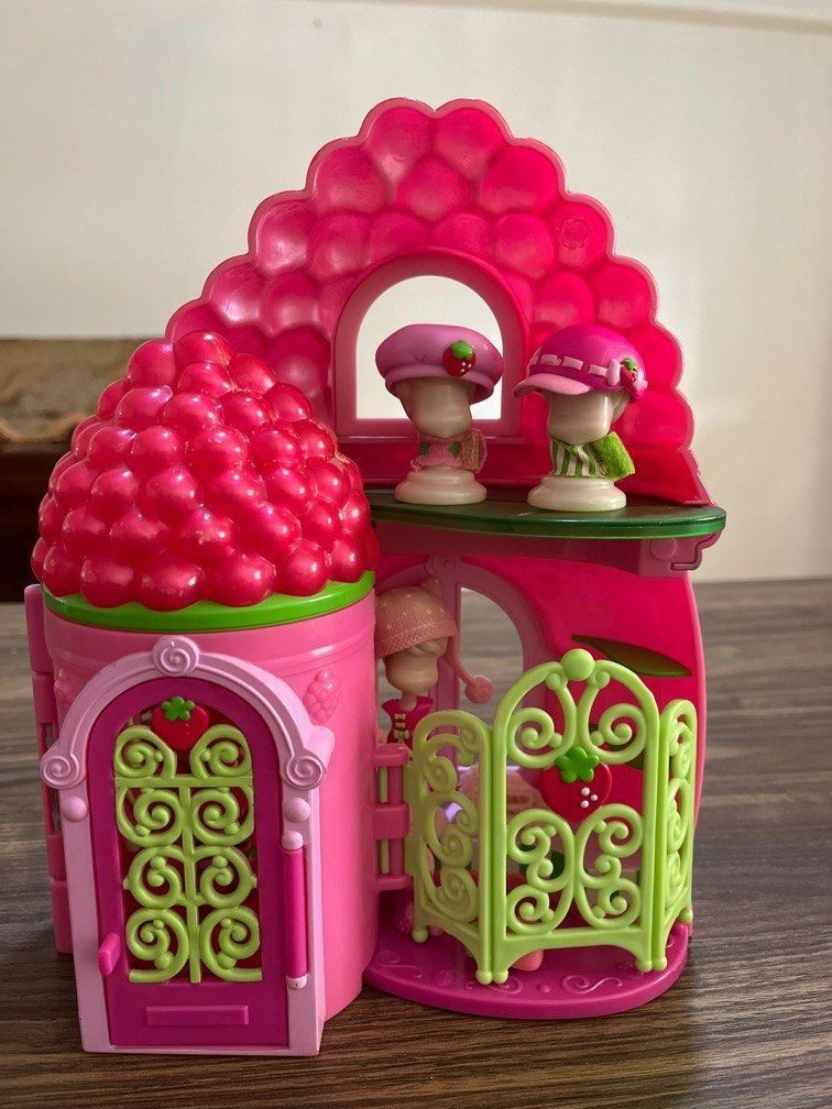 Strawberry shortcake furniture outlet
