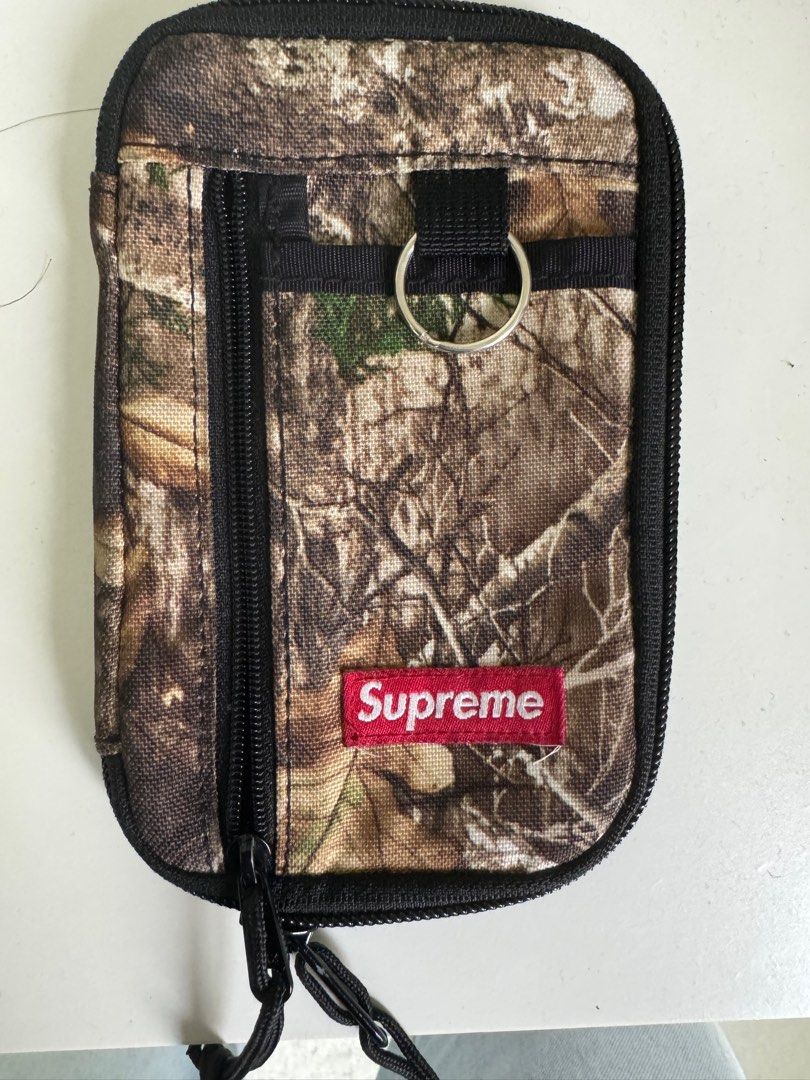 Small zip hot sale pouch supreme