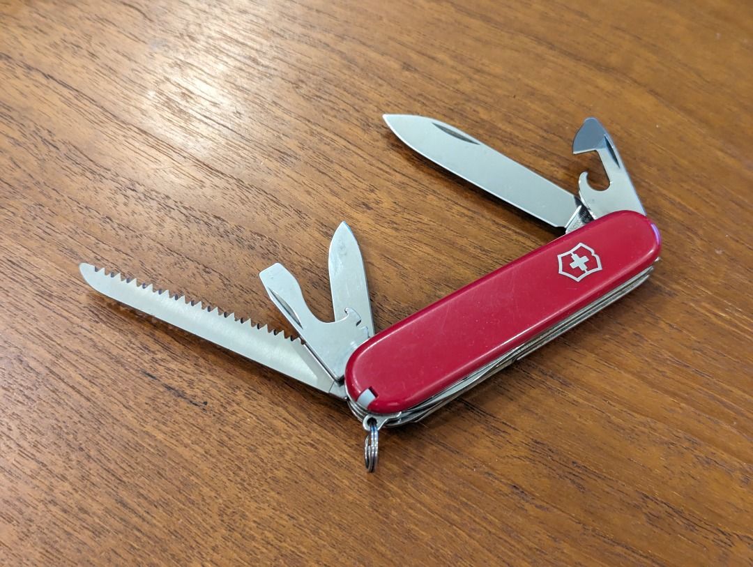 Swiss army knife hiker shop