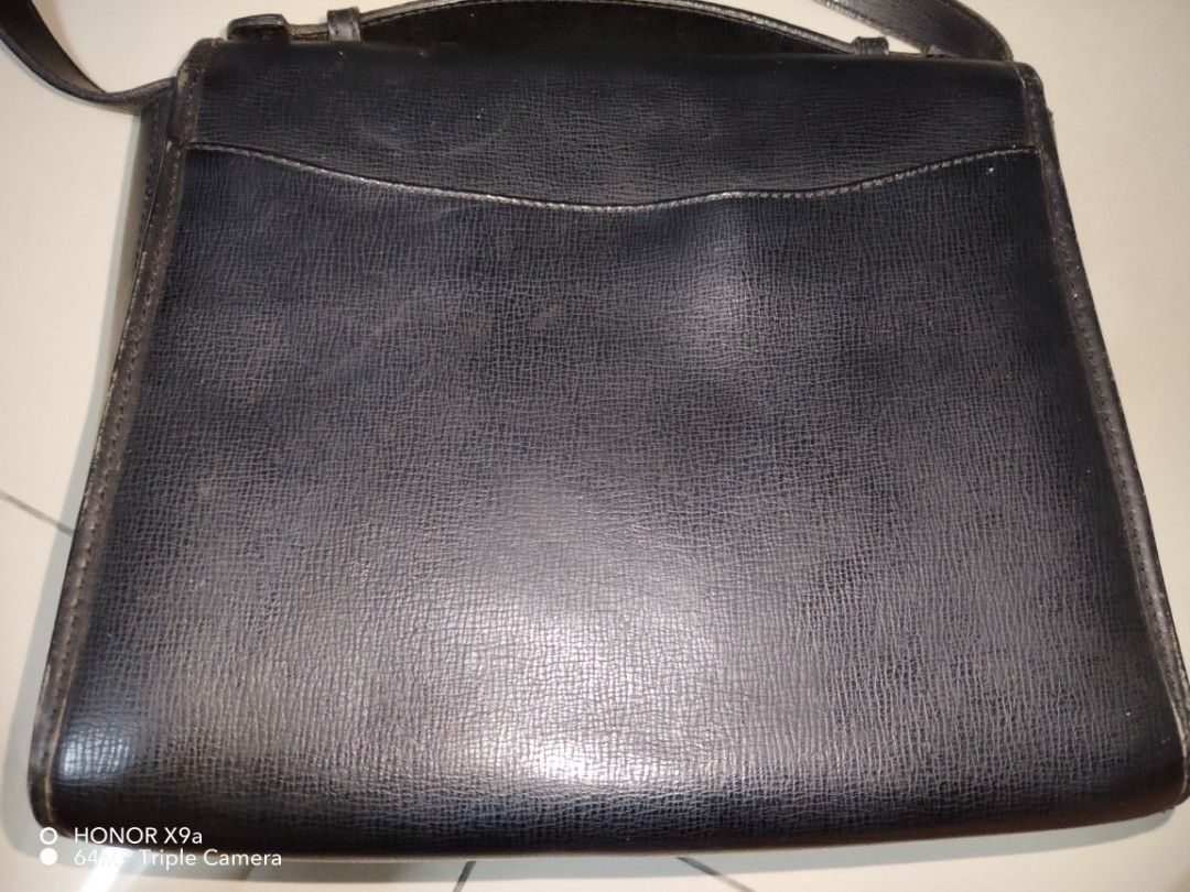 Vintage Carlo Rino 100% Leather, Women's Fashion, Bags & Wallets, Cross ...