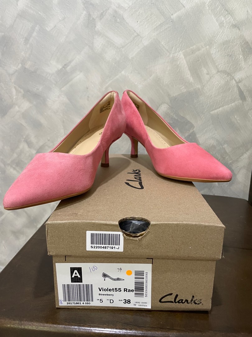 Women's clarks clearance store