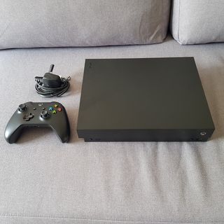 Xbox one x 1tb kinect store
