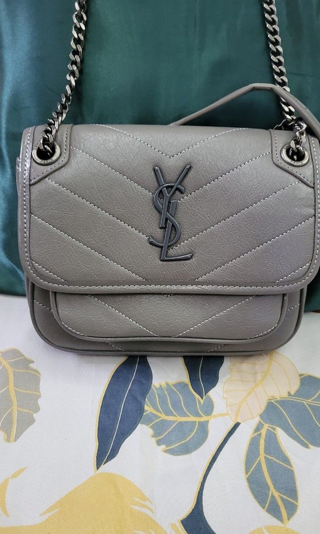 Ysl niki size comparison 2025
