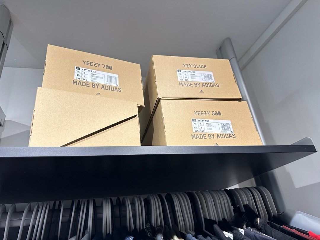 Yeezy shoebox new arrivals