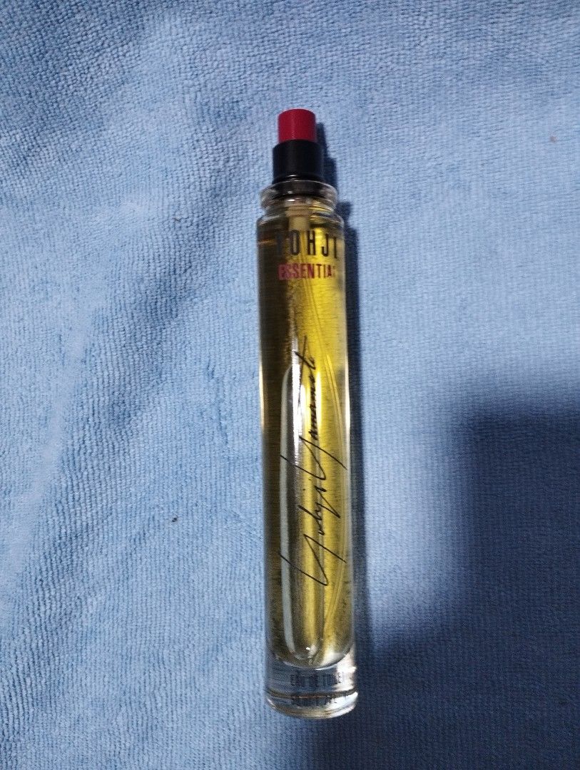 Yohji yamamoto essential perfume hot sale