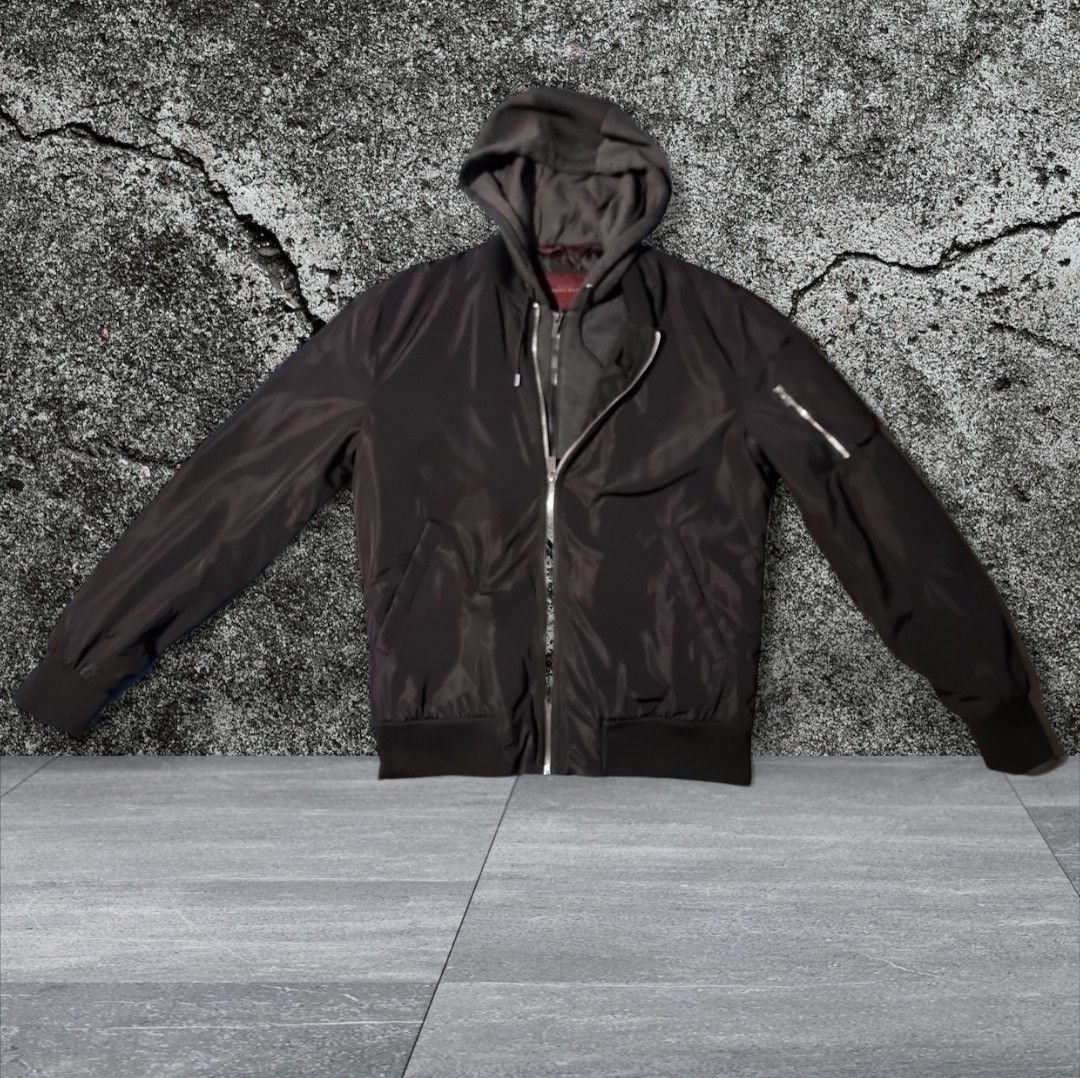 Zara Men s Bomber Jacket with Hoodie Men s Fashion Coats