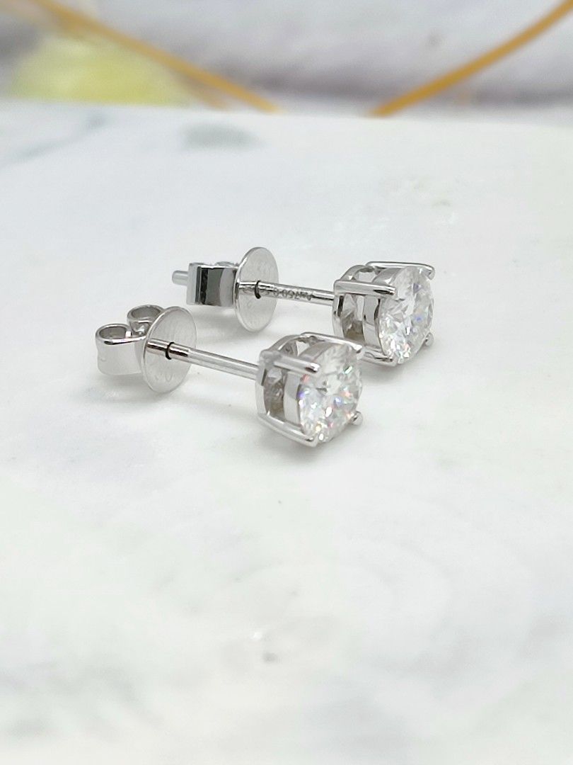 White gold on sale earrings studs
