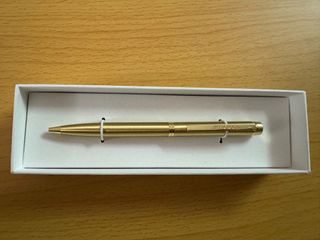 （分類：）位於 。 由 yip1031 提交（商品編號 1272032860，圖片 1）。簡介： 。