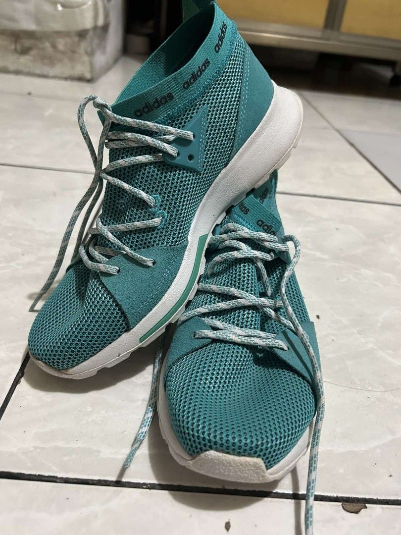 Adidas women's cloudfoam clearance quesa running sneakers