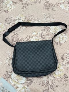 (Category: ) located in . Submitted by lalisashah (Listing ID 1272042580, Image 1). Description: .