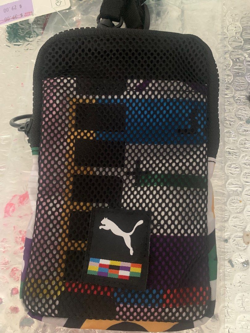 Puma prime hotsell street sling pouch
