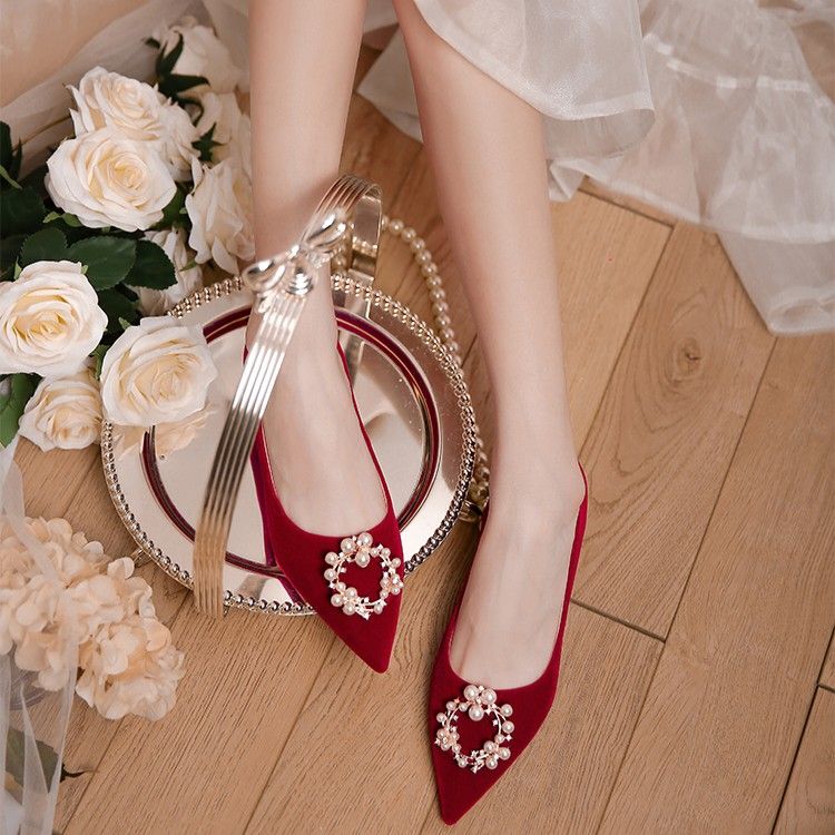 Wedding red shoes for brides store