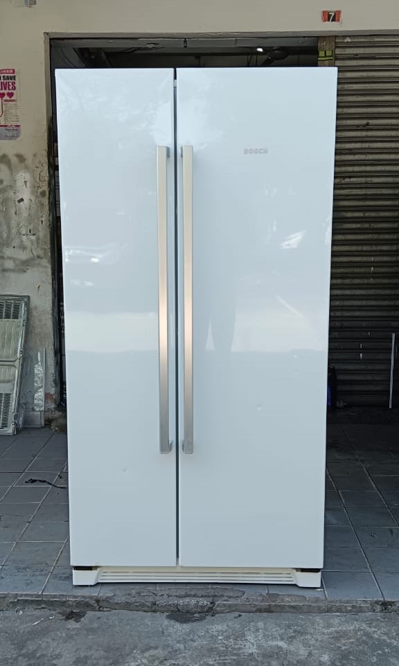 Bosch 2 side by side doors refrigerator 570 litres fridge peti ais peti