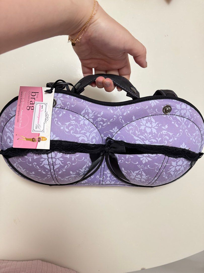 Bra Travel Case, Hobbies & Toys, Travel, Travel Essentials & Accessories on  Carousell
