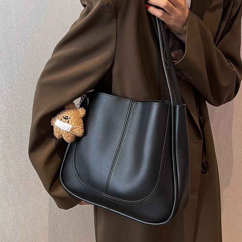 New shoulder clearance bag